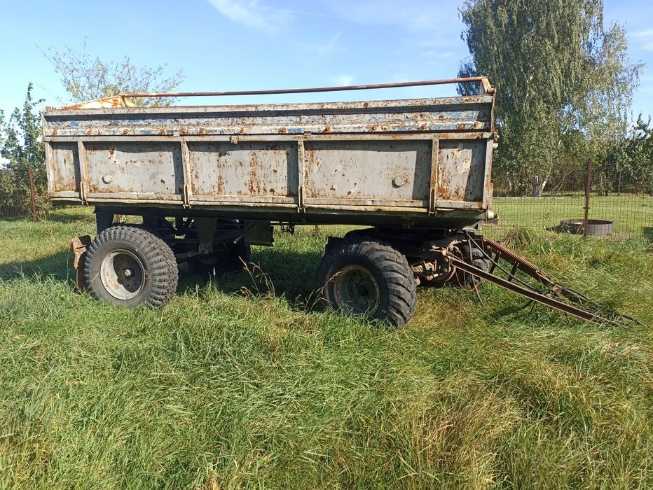 Przyczepa HL6011  wywrotka zarejestrowana 1987r Rolnicza  + plandeka