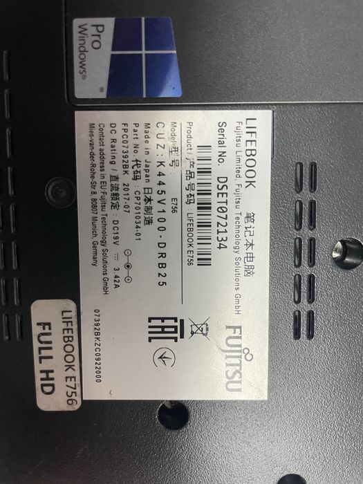Ноутбук Fujitsu LIFEBOOK E756