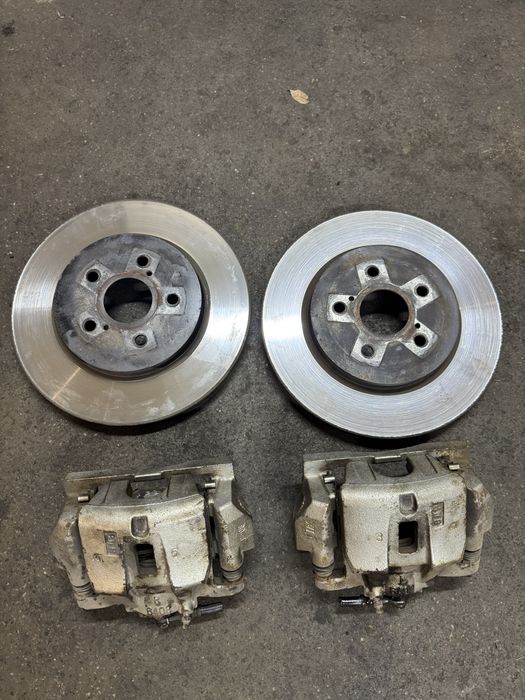 Lexus RX 300,330,350,400h тормозной диск супорт