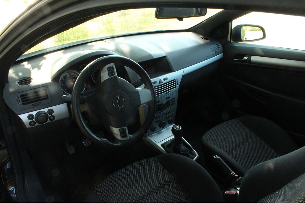 Vende-se Opel Astra 1.3 CDTI (90cv) – 2007 – 141.990Km