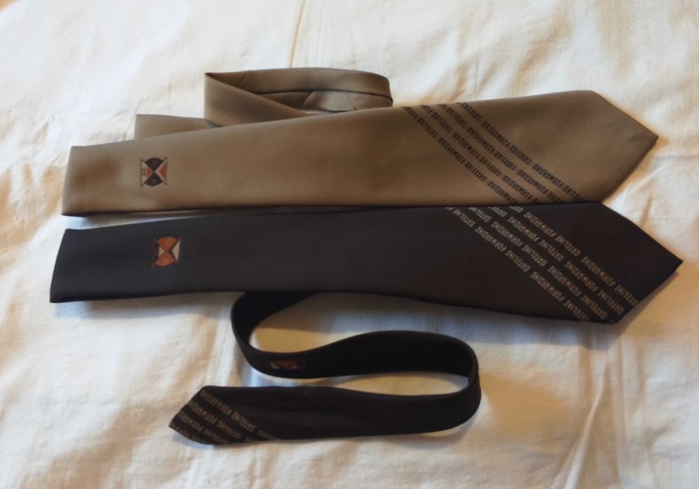 Набір чоловічих краваток  ( лот - 2 шт.)