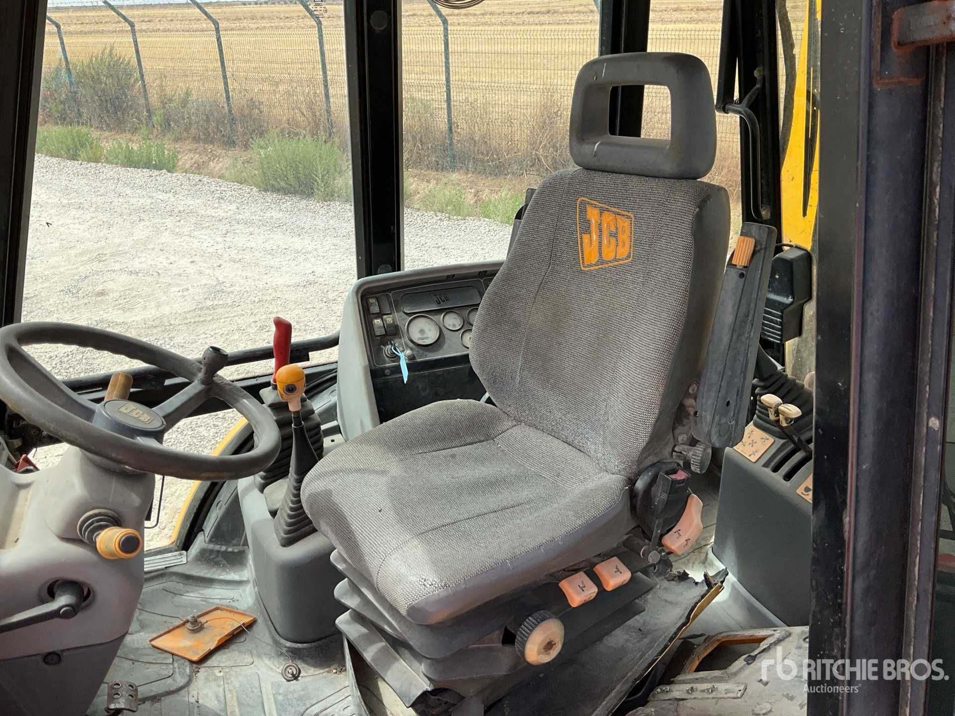 Retroescavadora JCB 3CX Super 2000