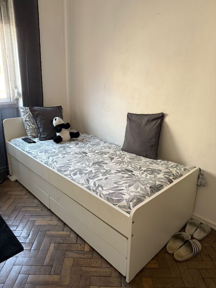 Cama Ikea Solteiro