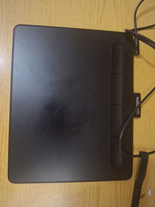 графічний планшет wacom intuos S