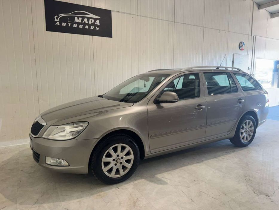 Skoda Octavia Rej PL DSG Klimatronic Szyberdach Grzane fotele Hak Serwis Gwarancja