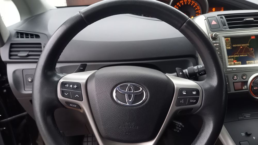 TOYOTA VERSO 1,8  Automat