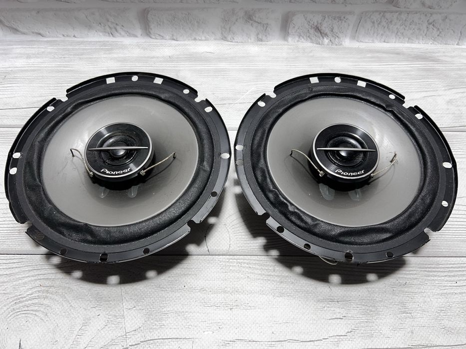 Коаксіальні динаміки / Динамики / Колонки Pioneer TS-G1722I (17 см)