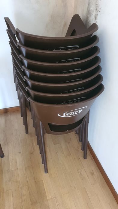 Cadeiras para esplanada de cafes