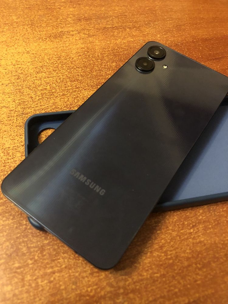 SAMSUNG Galaxy A06