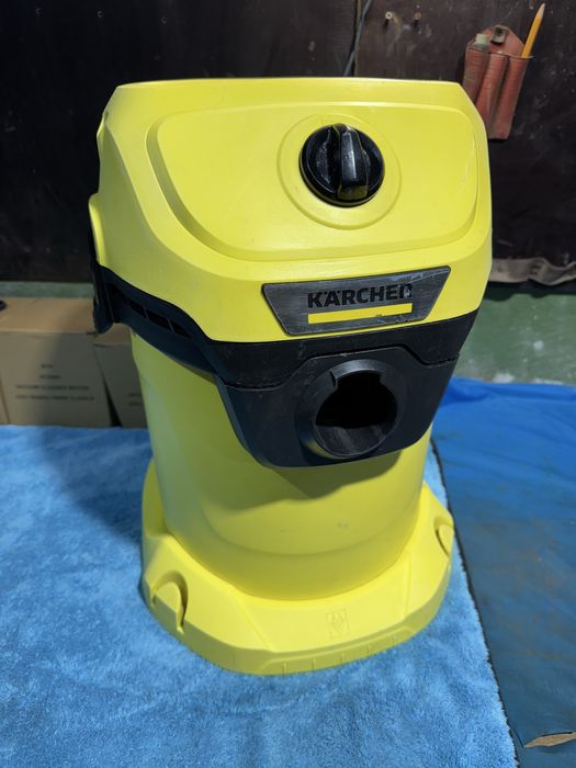 Продам пилосос Karcher WD3