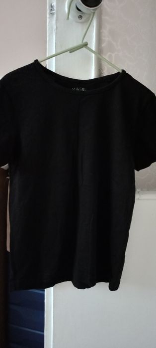 Czarne koszulki 122