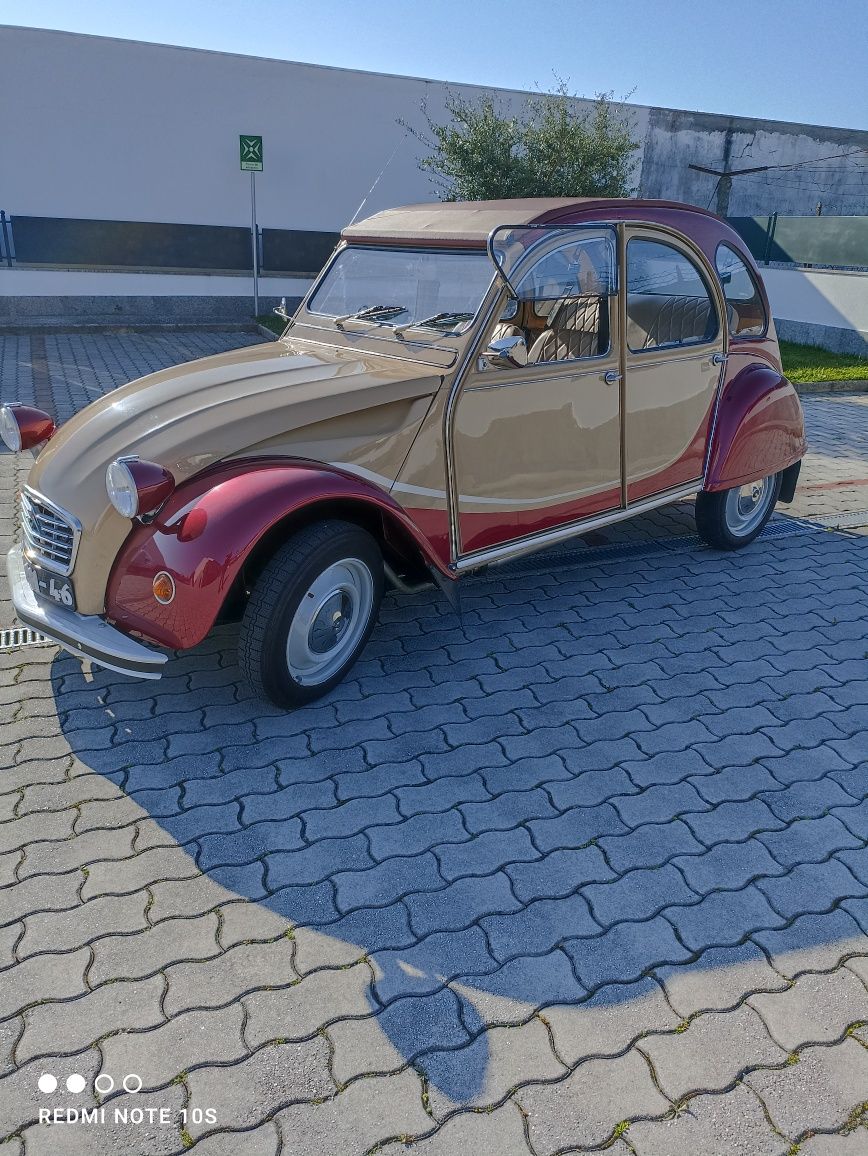 Citroen 2cv  totalmente restaurado