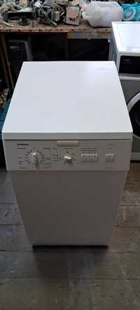 Продам стиральную машинку SIEMENS WOL2040 состояние новой.