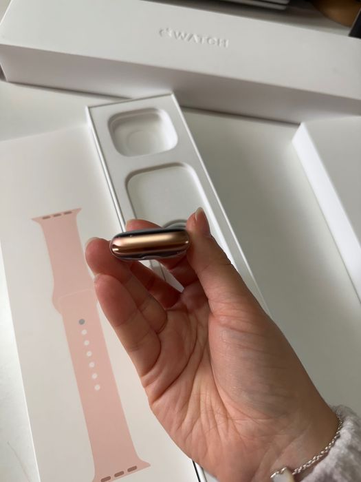 Apple Watch 6 - 40mm NOVO