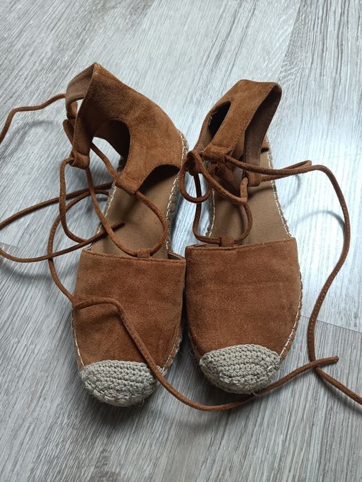 Buty espadryle wiązane na kostce 39 eko zamsz