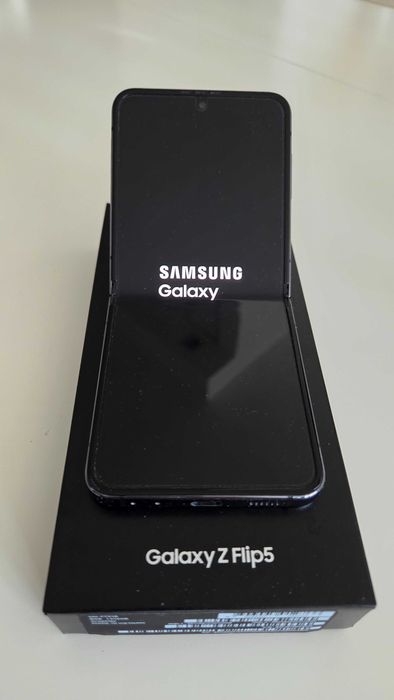 SAMSUNG Galaxy Z Flip 5 8/512GB 5G 6.7" 120Hz Grafitowy SM-F731