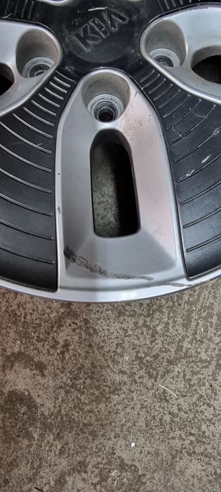 Felgi 5x114,3x16 kia