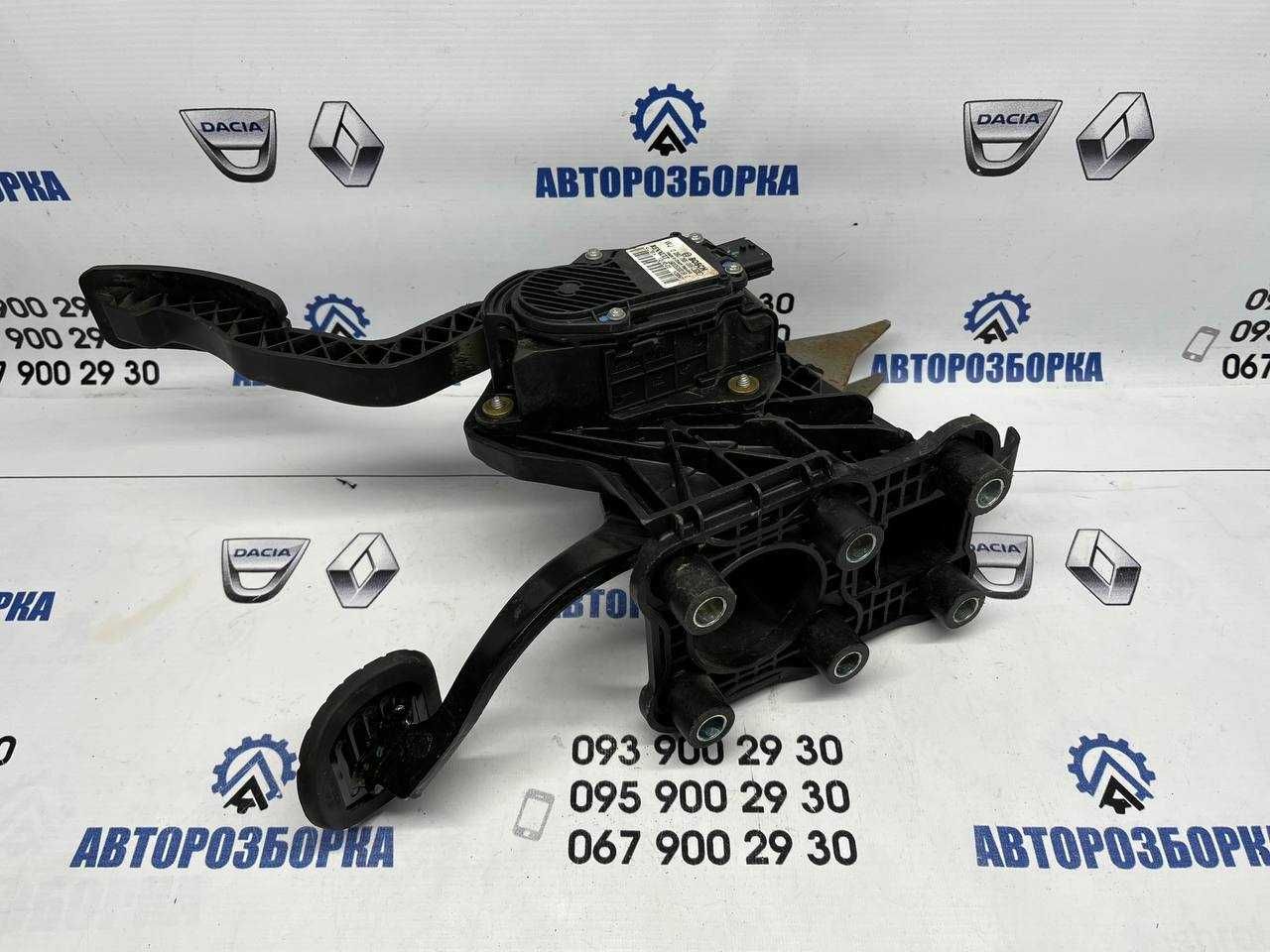 Педаль газу Renault Laguna 3 (2007-2015)