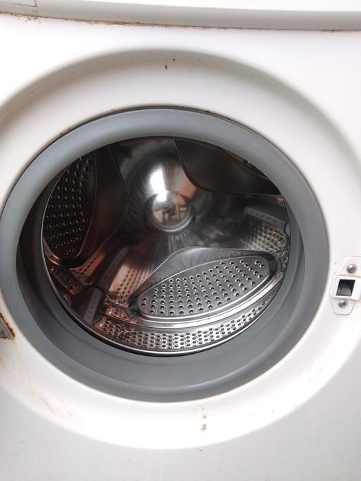 Продам стиральную машину Samsung fuzzy S821