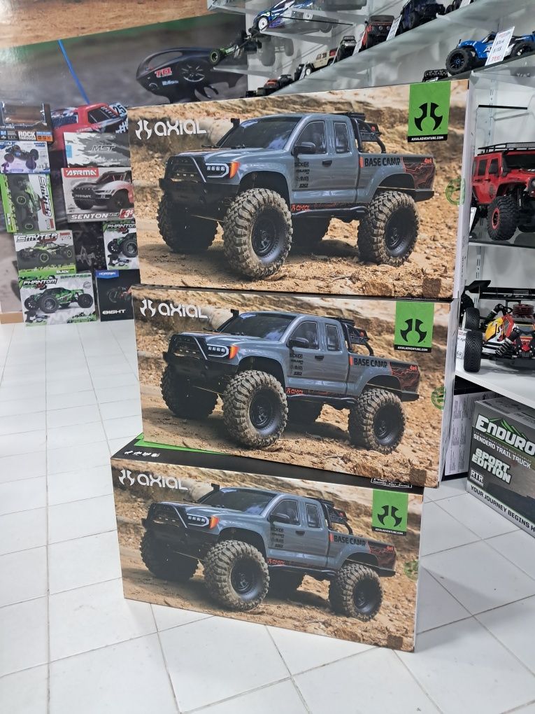 Carro rc axial base camp novos
