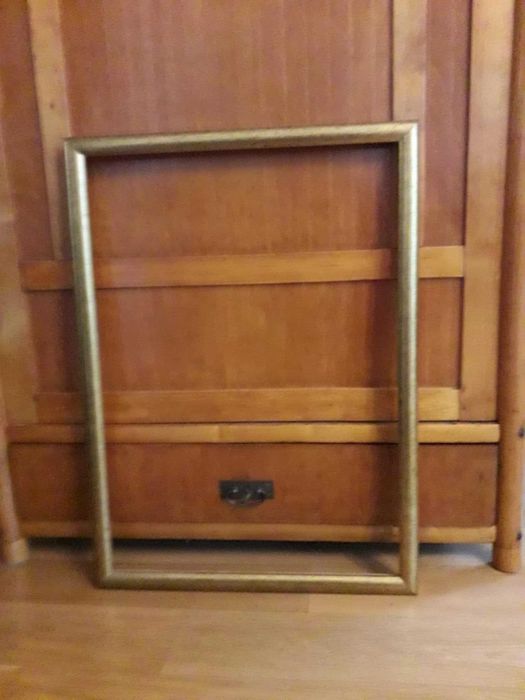 Duża drewniana rama - kolor stare złoto