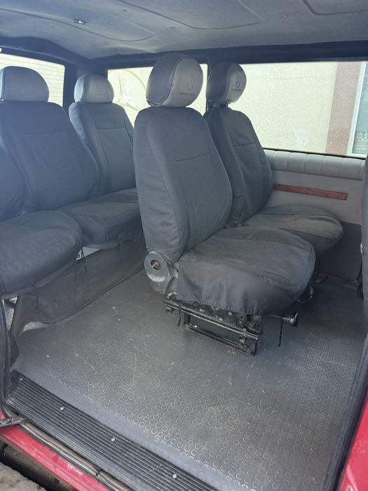 Поодаю Mercedes-Benz Vito 112 пасажир 2.2cdi