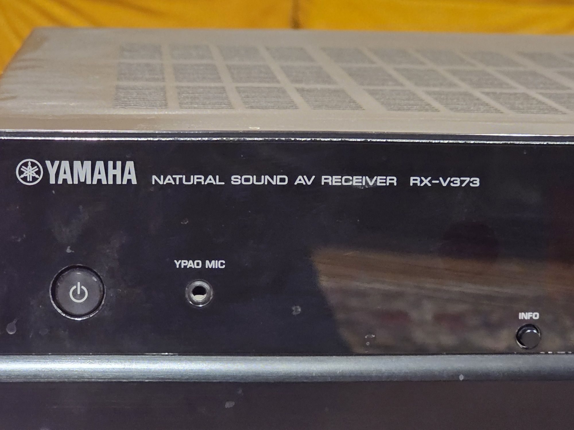Amplituner Yamaha rx-v373