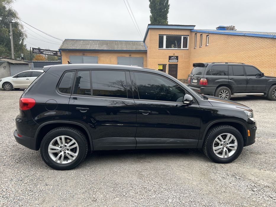 Продам Volkswagen Tiguan 2011 року