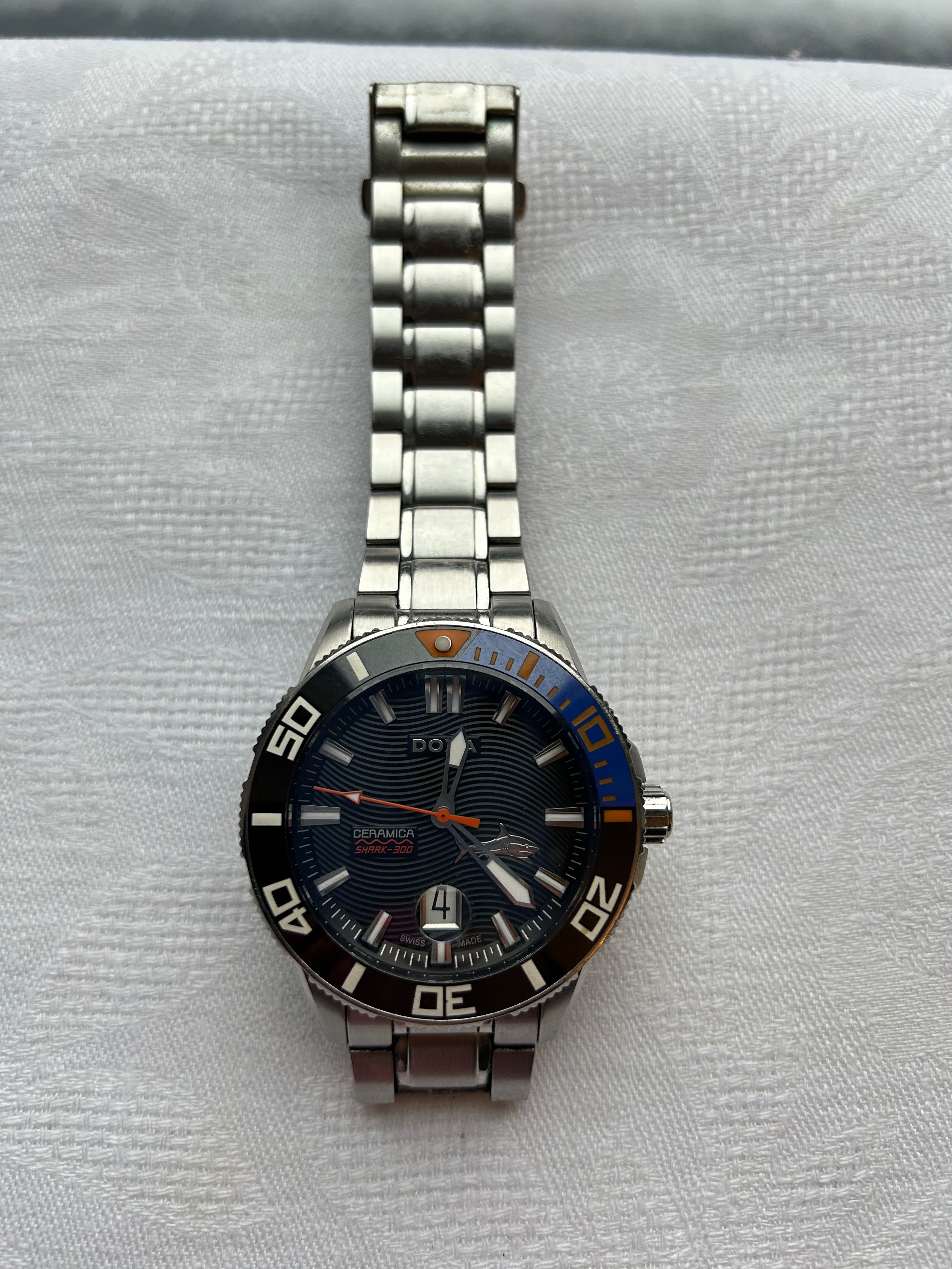 Zegarek Doxa Ceramica Shark 300