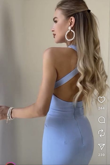 Плаття вечірнє голубе