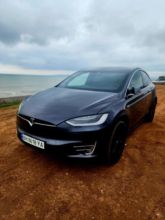 Продам Tesla model X 18 год 100D