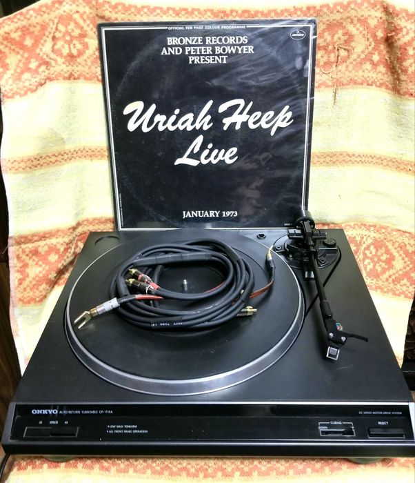 Проигрыватель винила ONKYO CP-1116A  + URIAH HEEP - LIVE 2LP(1973 USA)