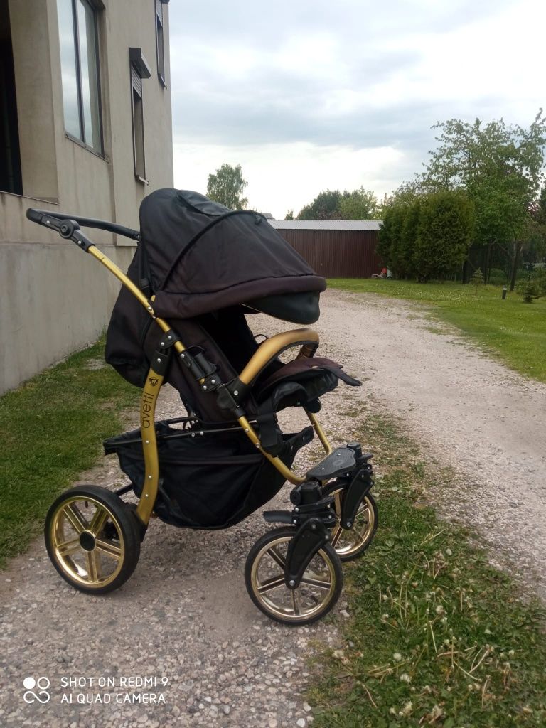 Wózek spacerowy Avetti Agile czarno - złoty