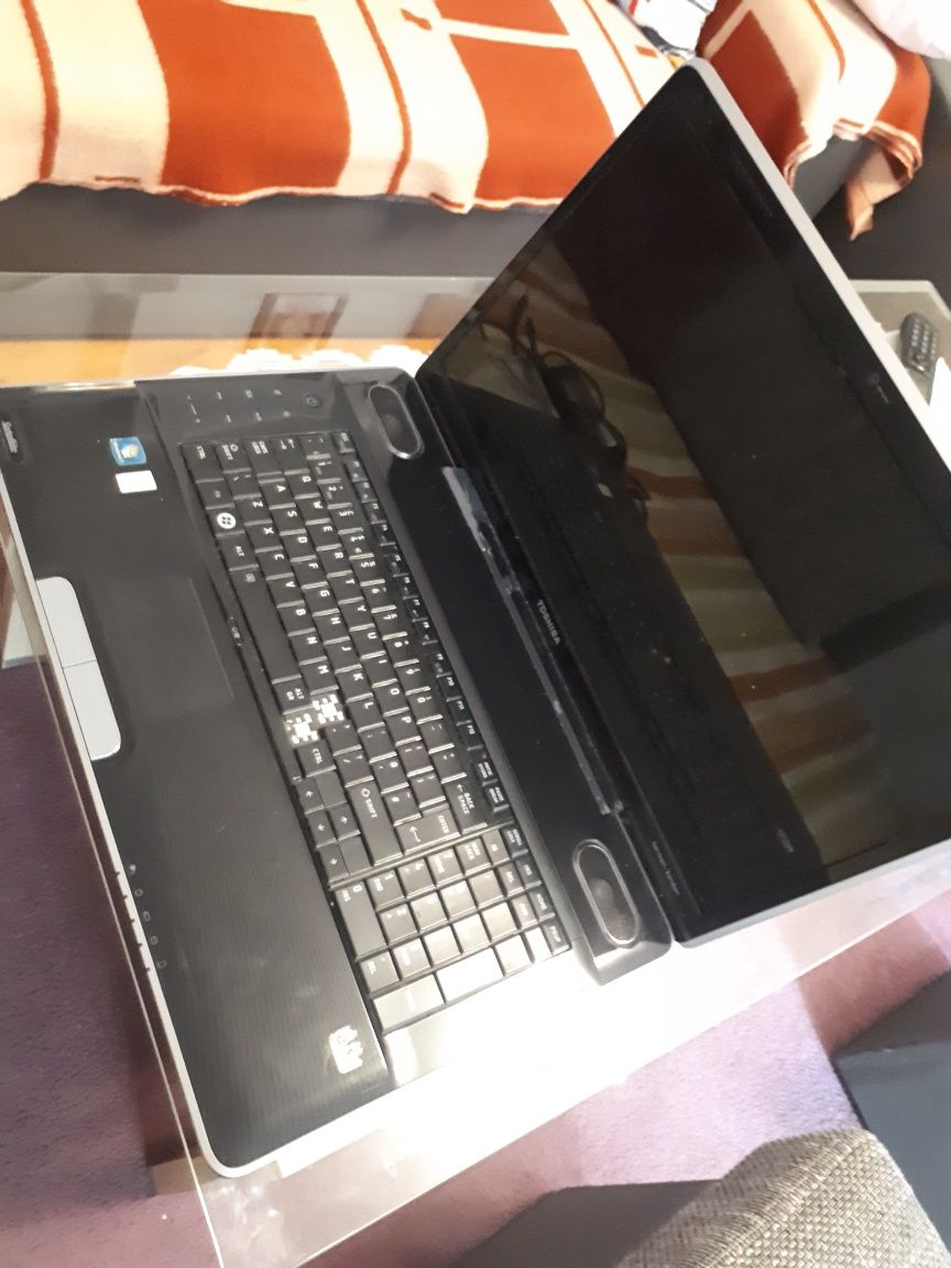 Laptop Toshiba satellite p500 duży matryca klawiatura dysk ram bateria