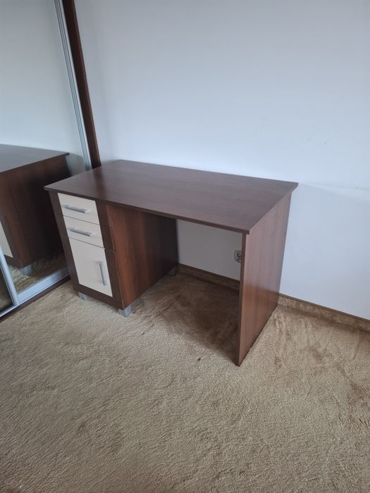 Biurko jak nowe. Fajne