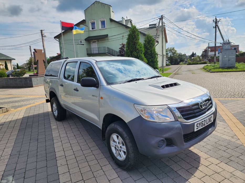 Toyota Hilux 2.5 diesel 2014 рік ІДЕАЛ!