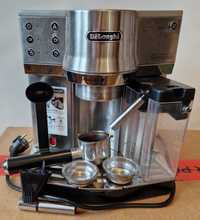 Ekspres kolbowy DeLonghi EC860.M