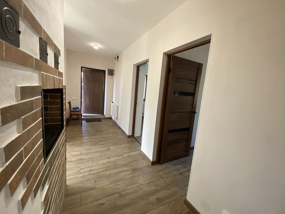 Будинок з двома спальнями в який можна заїхати одразу