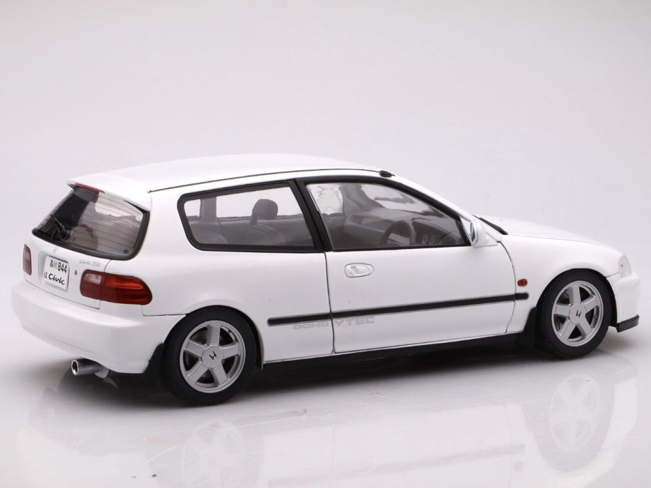 Honda Civic (EG6) - 1991, white Solido 1:18
