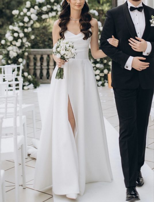 Suknia ślubna Madonna Hall/Sheen