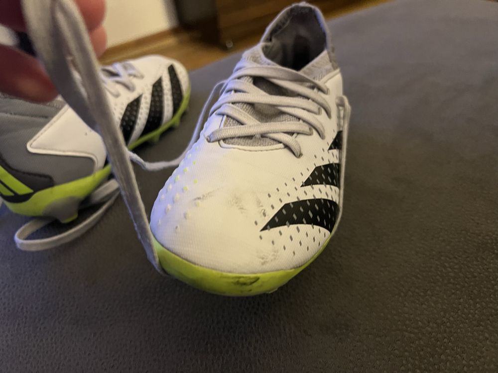 Chuteiras adidas predator tamanho 32