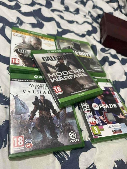 Xbox One S Gears of War