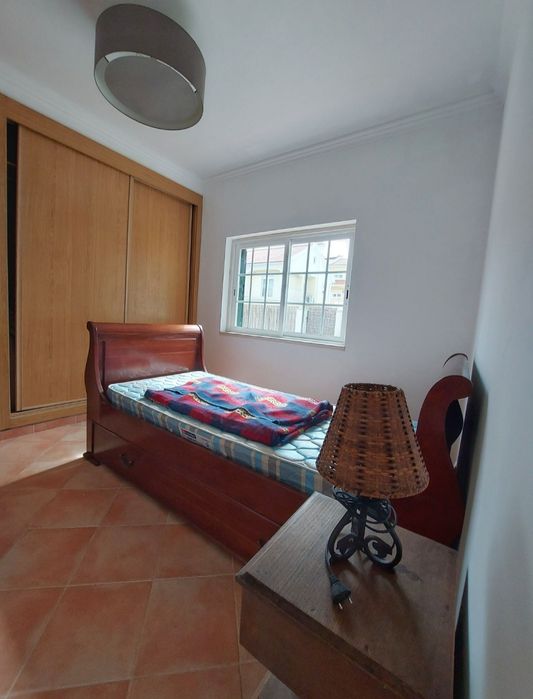 Moradia t2 em Charneca da Caparica para arrendar