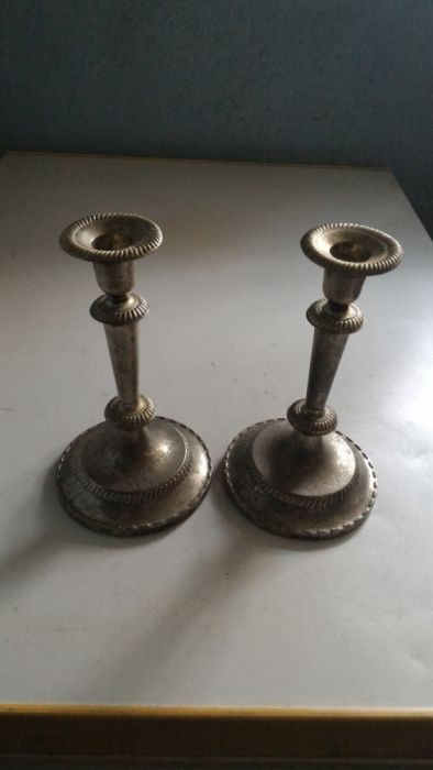 Castiçais antigos/suporte velas