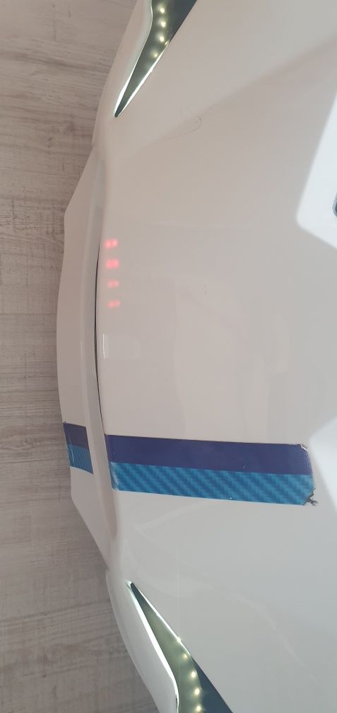 Cama Carro com Leds e Música