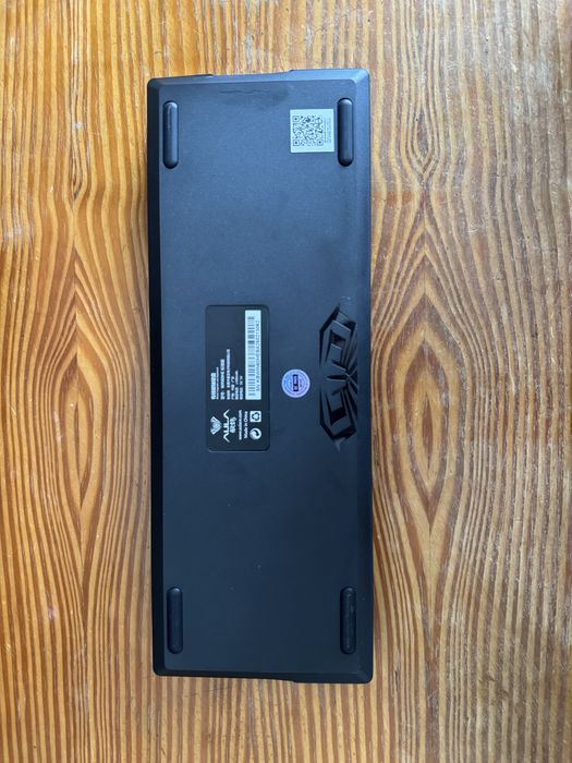 Teclado mecânico gaming AULA 60% PRO