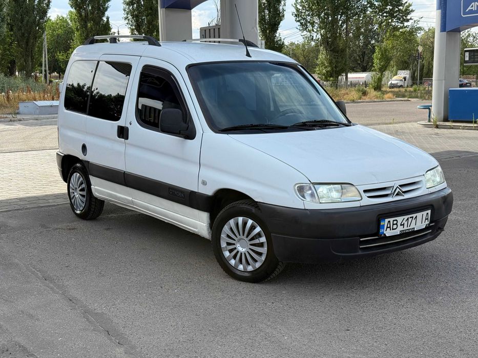 Продам CITROEN Berlingo 1.9d груз-пас 2000р