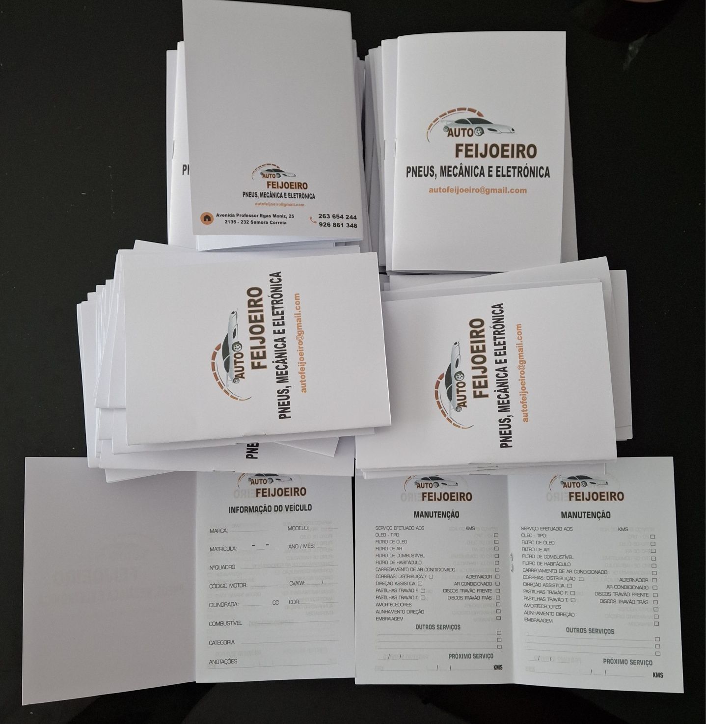 Livrinhos de manutenção Automóvel com o seu logótipo