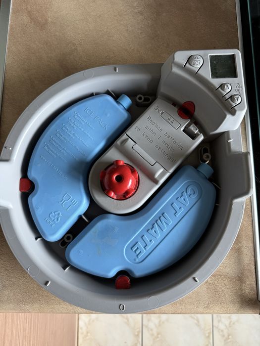 Automatyczna miska dla kota/psa