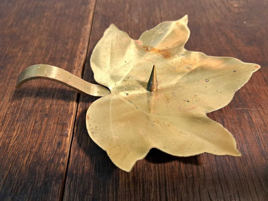 Świecznik mosiężny złoty liść